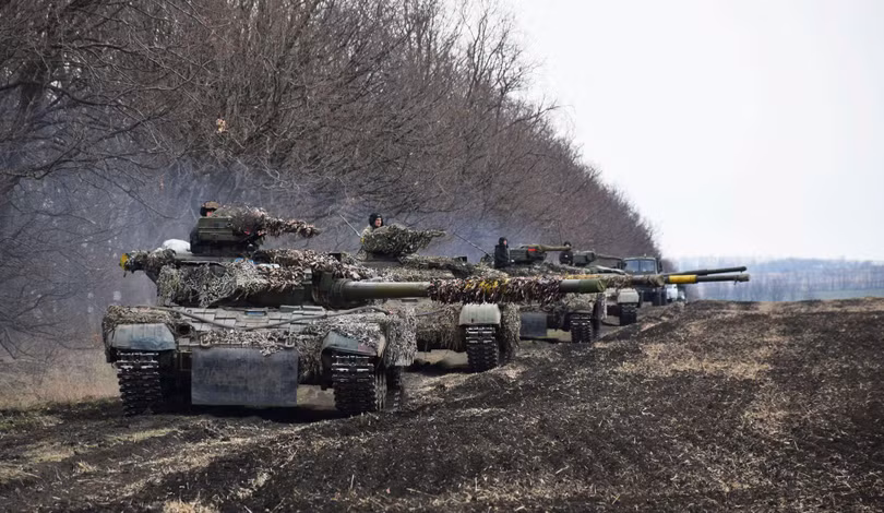 Xe tăng Ukraine triển khai ở gần biên giới với Nga (Ảnh: Đông Phương). Xe tăng Ukraine triển khai ở gần biên giới với Nga (Ảnh: Đông Phương).