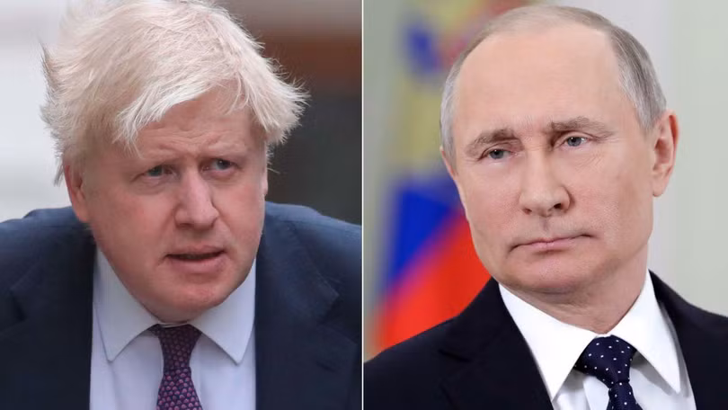 Trong cuộc điện đàm ngày 13/12, Tổng thống Putin nói với Thủ tướng Anh Johnson, việc NATO mở rộng các hoạt động quân sự ở Ukraine đã đe dọa an ninh của Nga (Ảnh: CNN). Trong cuộc điện đàm ngày 13/12, Tổng thống Putin nói với Thủ tướng Anh Johnson, việc NATO mở rộng các hoạt động quân sự ở Ukraine đã đe dọa an ninh của Nga (Ảnh: CNN).