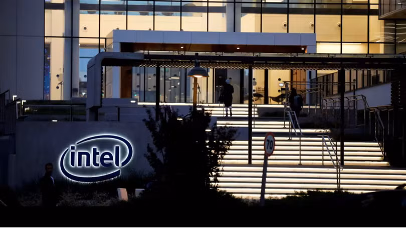 Intel cho biết họ đã đạt được thỏa thuận với chính quyền Trump để hỗ trợ sản xuất chip của Hoa Kỳ. Ảnh: Nikkei Asia.