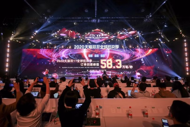 jack ma bị phản đối ảnh 3 Lễ hội mua sắm ngày độc thân (11/11) tại trụ sở Tmall, công ty con của Alibaba. Ảnh: Getty
