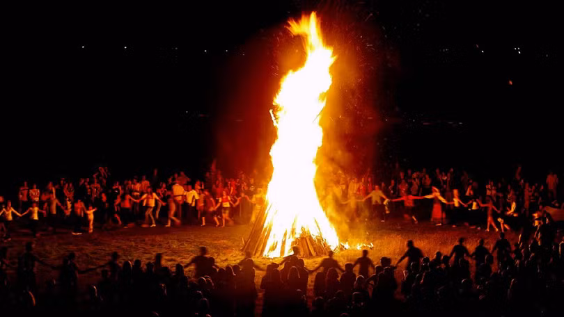 Lễ kỷ niệm Chaharshanbe Suri (lễ hội Lửa) ở Iran