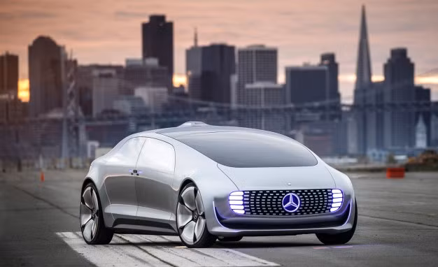 F 015 Luxury in Motion