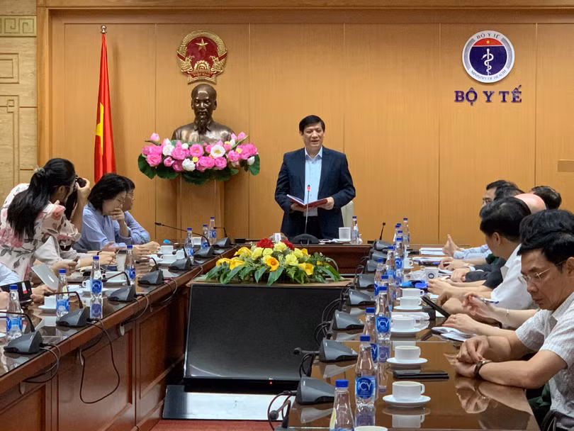 Bộ Y tế họp với các địa phương để tăng cường chống dịch 
