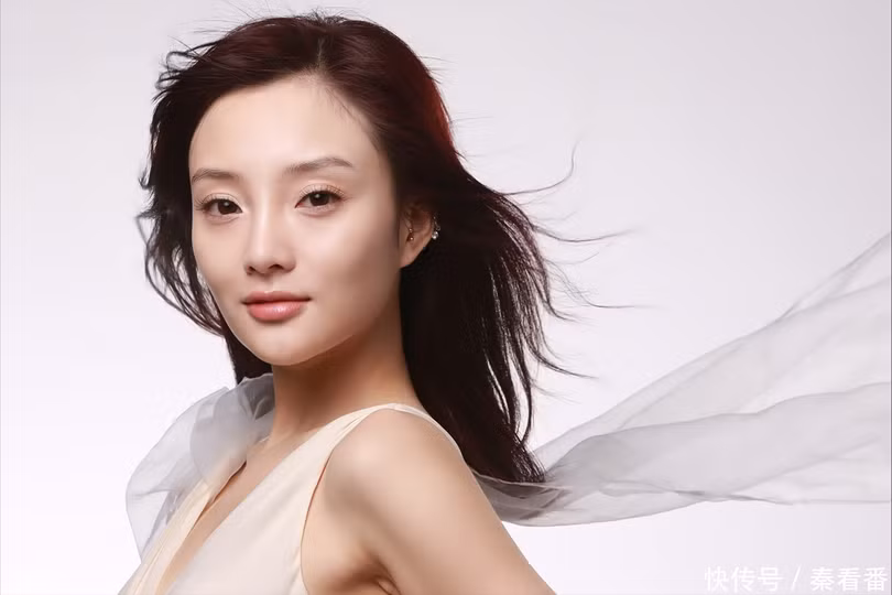Ly Tieu Lo.png