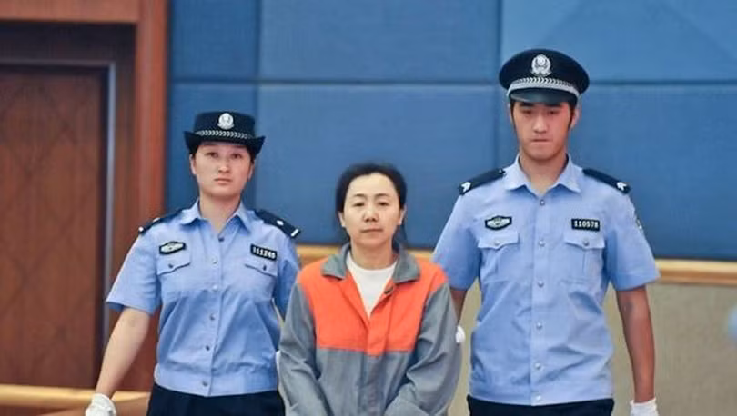 Lưu Quang Minh, nữ cục trưởng chi 17,5 tỉ đồng làm đẹp để thăng quan (Ảnh: Hk01)
