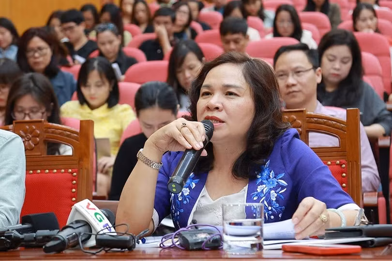 Hồng.jpeg