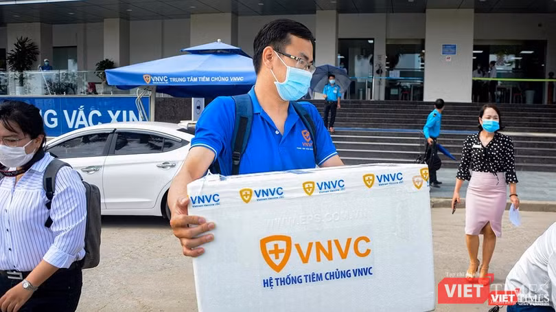 vt-da-nang-tiep-nhan-lo-vaccine-dau-tien-321.jpeg