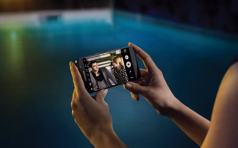 Camera selfie trên Galaxy S8 hỗ trợ Autofocus