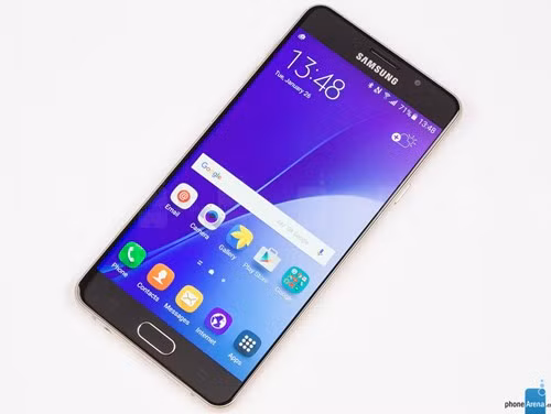 Galaxy A7 phiên bản 2016 sắp có bản thay thế với cải tiến đáng chú ý về camera.