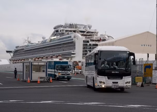 Có thêm một hành khách nữa trên tàu Diamond Princess bị chết tại Nhật Bản (Ảnh: Đông Phương) Có thêm một hành khách nữa trên tàu Diamond Princess bị chết tại Nhật Bản (Ảnh: Đông Phương)