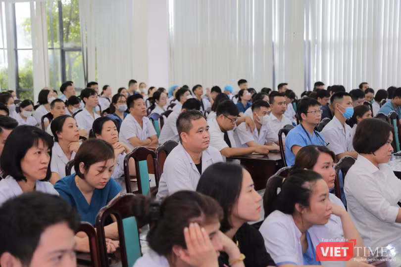 VT_Hoi truong.jpg