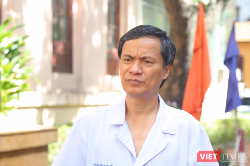 VT_ Hệ.JPG