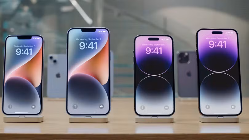 iPhone 14 Pro và 14 Pro Max mới được trưng bày tại một sự kiện của Apple ở Apple Park ở Cupertino, California ngày 7/9/2022. Ảnh: AFP iPhone 14 Pro và 14 Pro Max mới được trưng bày tại một sự kiện của Apple ở Apple Park ở Cupertino, California ngày 7/9/2022. Ảnh: AFP
