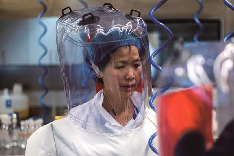 Nhóm nghiên cứu của bà Thạch Chính Lệ ở Viện Virus Vũ Hán luôn là tiêu điểm nghi ngờ của Mỹ trong giả thuyết virus rò rỉ (Ảnh: Đa Chiều).