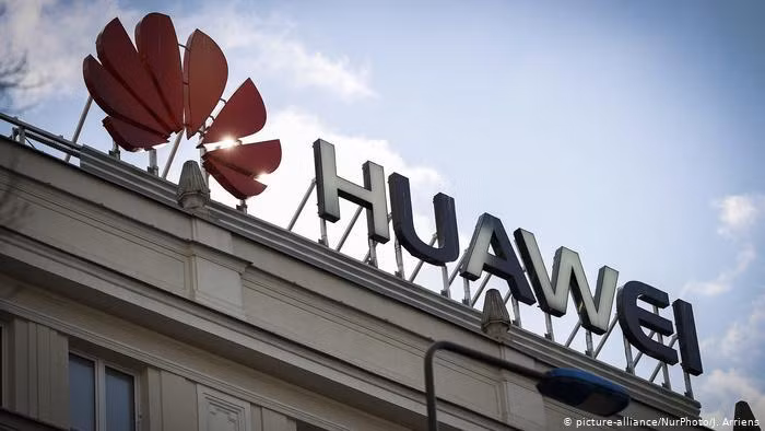Nhiều quốc gia châu Âu chưa mở cửa cho Huawei vì lo ngại ảnh hưởng đến an ninh quốc gia (Ảnh: Deutsche Welle).