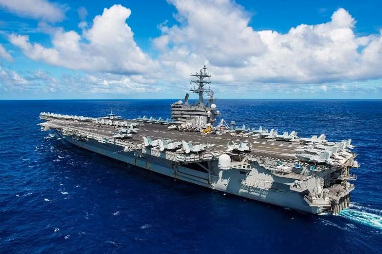 Mỹ đưa tàu sân bay USS Ronald Reagan tới hỗ trợ tàu chở dầu "Mercer Street" của Israel về cảng (Ảnh: Đông Phương). Mỹ đưa tàu sân bay USS Ronald Reagan tới hỗ trợ tàu chở dầu "Mercer Street" của Israel về cảng (Ảnh: Đông Phương).