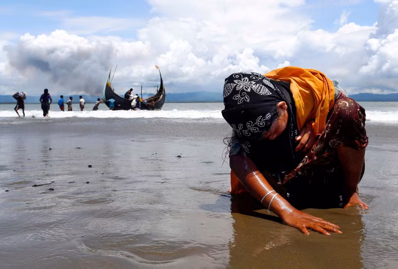Bức ảnh về người Rohingya Myanmar mang lại giải Pulitzer cho ông Danish Siddiqui. Bức ảnh về người Rohingya Myanmar mang lại giải Pulitzer cho ông Danish Siddiqui.