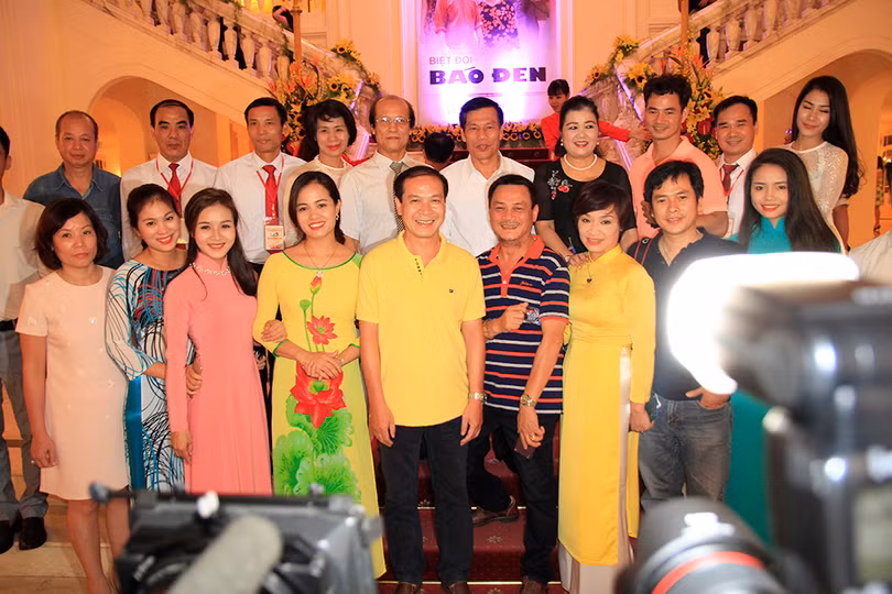 Video: “Biệt đội Báo Đen” khốc liệt và lãng mạn trên sân khấu Nhà hát Lớn ảnh 1
