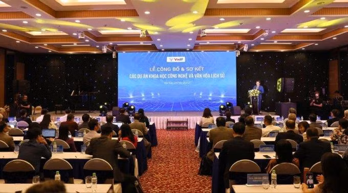 Toàn cảnh lễ công bố và sơ kết các dự án khoa học công nghệ và văn hóa lịch sử. Ảnh: Vingroup Toàn cảnh lễ công bố và sơ kết các dự án khoa học công nghệ và văn hóa lịch sử. Ảnh: Vingroup