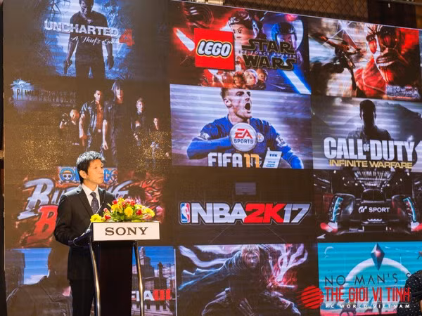 PlayStation 4 và PlayStation 4 Pro sẵn sàng trải nghiệm cùng 30 tựa game. PlayStation 4 và PlayStation 4 Pro sẵn sàng trải nghiệm cùng 30 tựa game.