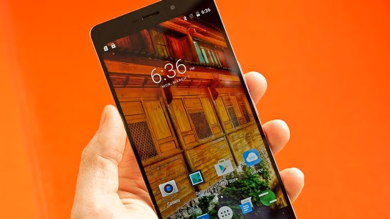 Elephone úp mở loạt tính năng mới cho P9000