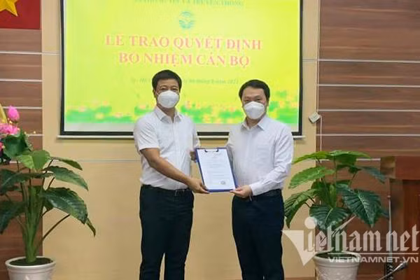 Ông Đỗ Công Anh được bổ nhiệm giữ chức Cục trưởng Cục Tin học hóa. Ông Đỗ Công Anh được bổ nhiệm giữ chức Cục trưởng Cục Tin học hóa.