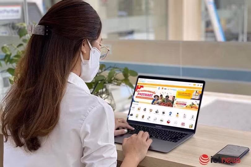 Theo kế hoạch, đến cuối năm 2021, sẽ có khoảng 5 triệu hộ sản xuất nông nghiệp được hỗ trợ lên các sàn Postmart và Vỏ Sò. Theo kế hoạch, đến cuối năm 2021, sẽ có khoảng 5 triệu hộ sản xuất nông nghiệp được hỗ trợ lên các sàn Postmart và Vỏ Sò.