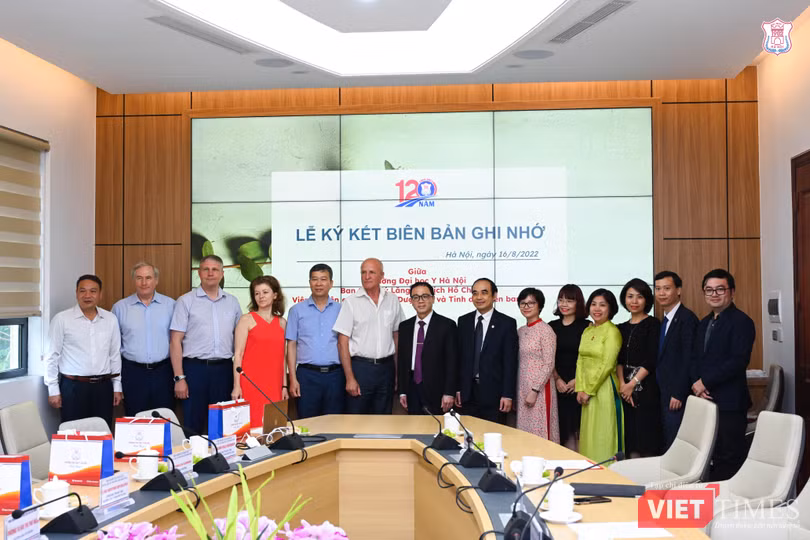 Lễ ký kết hợp tác ba bên đã thành công Lễ ký kết hợp tác ba bên đã thành công