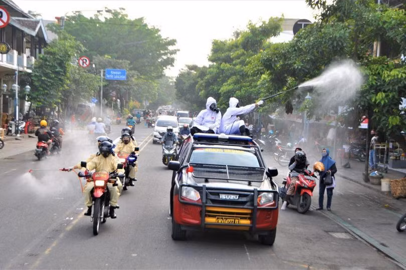 Kể từ ngày 3/7, Indonesia bắt đầu thực hiện các biện pháp khẩn cấp chống dịch (Ảnh: UDN).