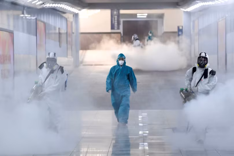 Trung Quốc là nơi thông báo các ca COVID-19 đầu tiên, nhưng cho đến nay nguồn gốc virus vẫn còn là điều bí ẩn (Ảnh: Reuters).