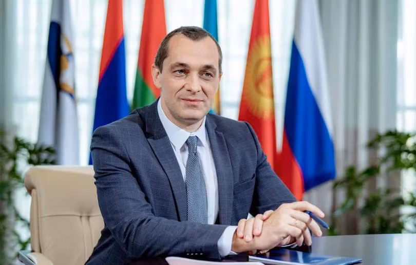 Ông Alexander Subbotin. Ông Alexander Subbotin.