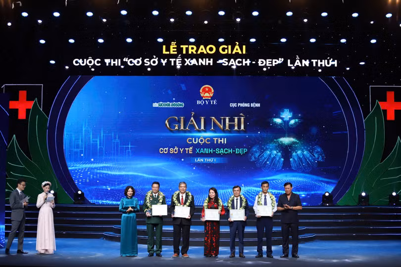 NHỈ.jpg