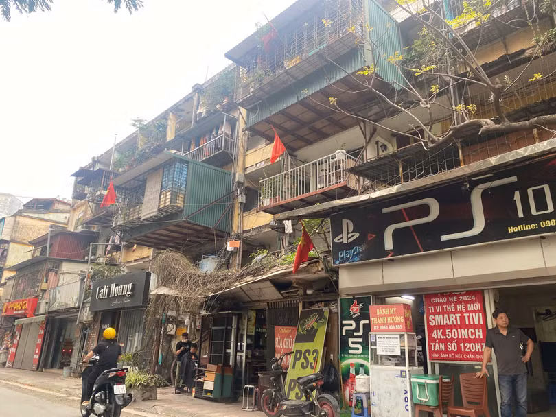 Nhiều căn hộ tập thể nằm tại vị trí đẹp tại Hà Nội có giá tăng vọt hơn 100 triệu đồng/m2.