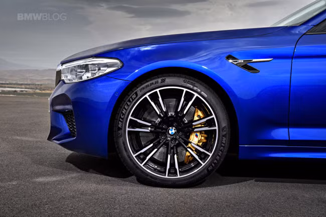 BMW M5 thế hệ mới chính thức ra mắt – chiếc BMW nhanh nhất trong lịch sử ảnh 6