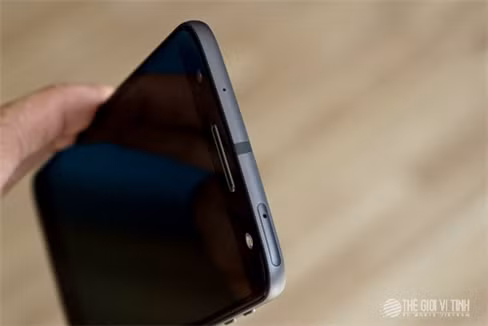Cận cảnh Moto Z