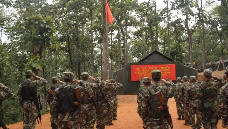 Một đơn vị quân nổi dậy PLAM chống chính phủ Ấn Độ (Ảnh: nort-east-news).