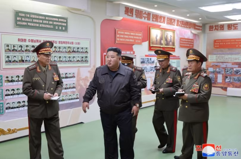 Ong Kim thi sat hom 17 3.jpg
