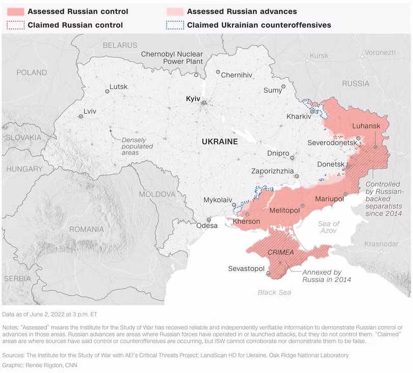 Nga đã kiểm soát 20% lãnh thổ Ukraine, tạo thành khu vực hình lưỡi liềm với chiến tuyến kéo dài một ngàn cây số (CNN vẽ).