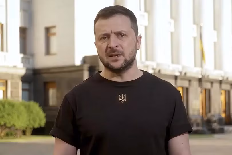 Tổng thống Ukraine Zelensky bị các Chính trị gia Hungary cho rằng "có vấn đề về tâm thần". Tổng thống Ukraine Zelensky bị các Chính trị gia Hungary cho rằng "có vấn đề về tâm thần".