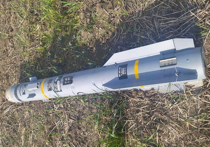 Hình ảnh quân Nga công bố thu được tên lửa tên lửa chống tăng "Brimstone" Anh cung cấp cho Ukraine có công nghệ nhận dạng mục tiêu, được coi là loại vũ khí tối tân của phương Tây.