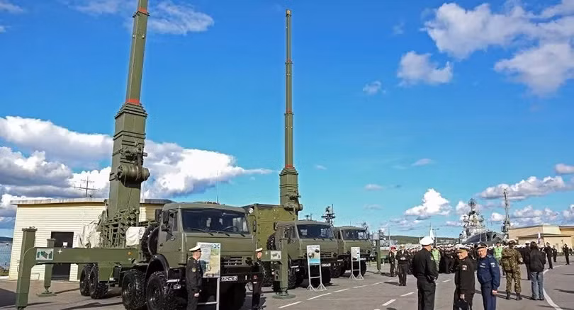 Hệ thống gây nhiễu điện tử nổi tiếng Murmansk BN của Nga (Ảnh: QQ).