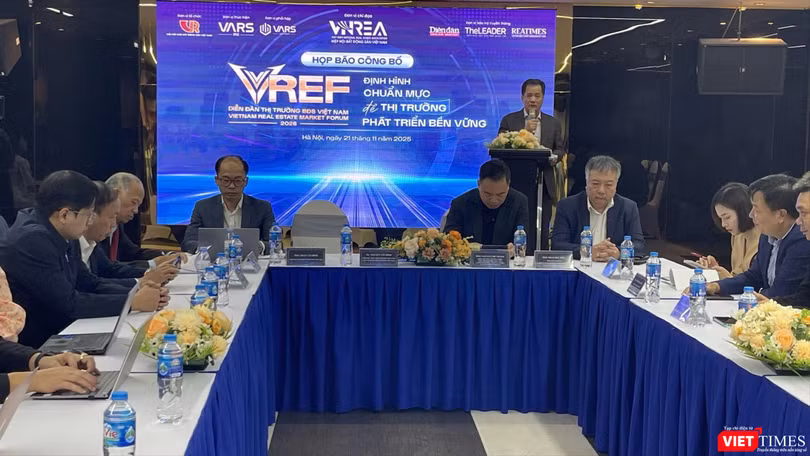 Toàn cảnh họp báo công bố diễn đàn thị trường bất động sản Việt Nam 2026