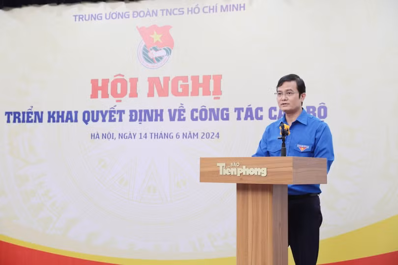 tienphong-canbo3-5675.jfif.jpeg
