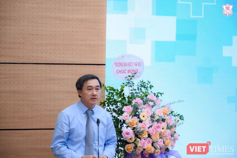 VT_GS Thuấn .jpg