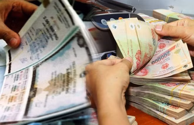 Siết phát hành trái phiếu doanh nghiệp: Tối đa chỉ 2 đợt/năm ảnh 2 Khách hàng cá nhân ồ ạt đổ tiền vào trái phiếu doanh nghiệp