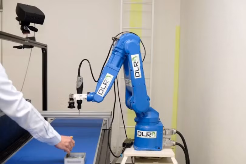 Benaim tin rằng phần mềm của công ty có thể được sử dụng trên tất cả các loại robot. Ảnh NoCamels