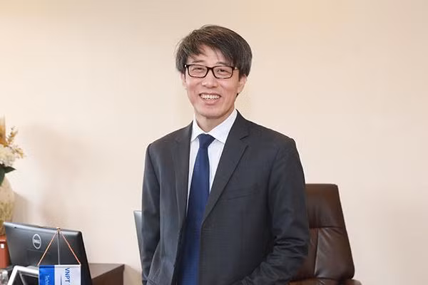 Ông Trần Hữu Quyền - Chủ tịch Công ty Cổ phần Công nghệ Công nghiệp Bưu chính Viễn thông (thành viên Tập đoàn VNPT), chuyên gia về chuyển đổi số doanh nghiệp vừa và nhỏ. Ông Trần Hữu Quyền - Chủ tịch Công ty Cổ phần Công nghệ Công nghiệp Bưu chính Viễn thông (thành viên Tập đoàn VNPT), chuyên gia về chuyển đổi số doanh nghiệp vừa và nhỏ.