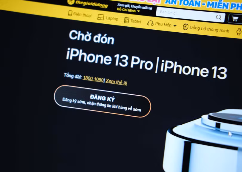 Trang đặt cọc của Thế Giới Di Động được chuyển thành "Đăng ký nhận thông tin". Trang đặt cọc của Thế Giới Di Động được chuyển thành "Đăng ký nhận thông tin".