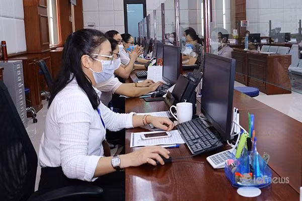Trong 6 tháng đầu năm 2022, số lượng văn bản điện tử được gửi, nhận trên Trục liên thông văn bản quốc gia là hơn 3,7 triệu văn bản. (Ảnh minh họa) Trong 6 tháng đầu năm 2022, số lượng văn bản điện tử được gửi, nhận trên Trục liên thông văn bản quốc gia là hơn 3,7 triệu văn bản. (Ảnh minh họa)
