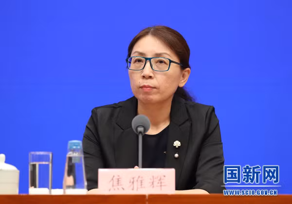 Bà Tiêu Nhã Huy, Vụ trưởng Y chính, Ủy ban Y tế và Sức khỏe Trung Quốc. (Ảnh: Scio). Bà Tiêu Nhã Huy, Vụ trưởng Y chính, Ủy ban Y tế và Sức khỏe Trung Quốc. (Ảnh: Scio).